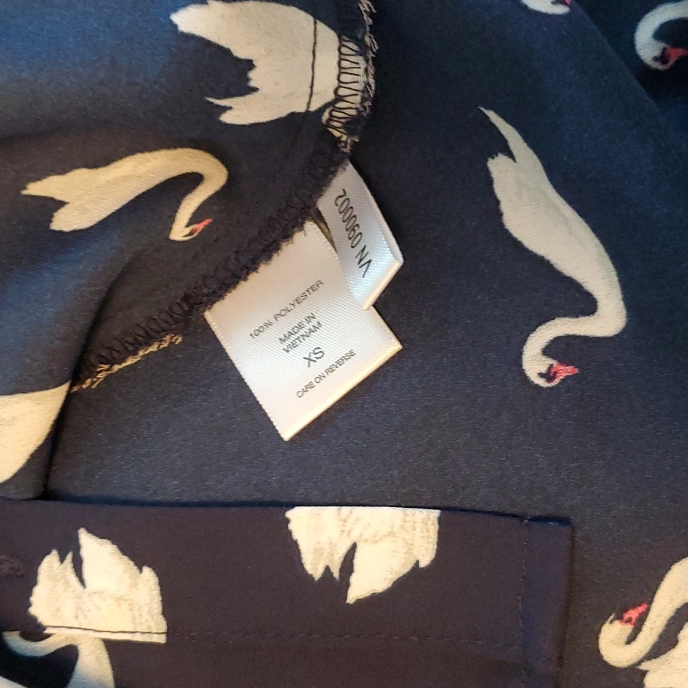 Swan Top 🦢 - Picture 4 of 5
